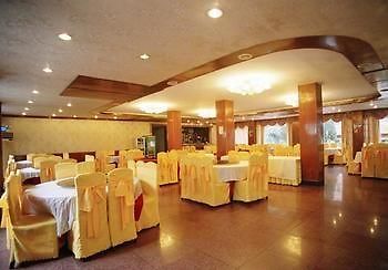 Emeishan Hotel Лэшань Экстерьер фото